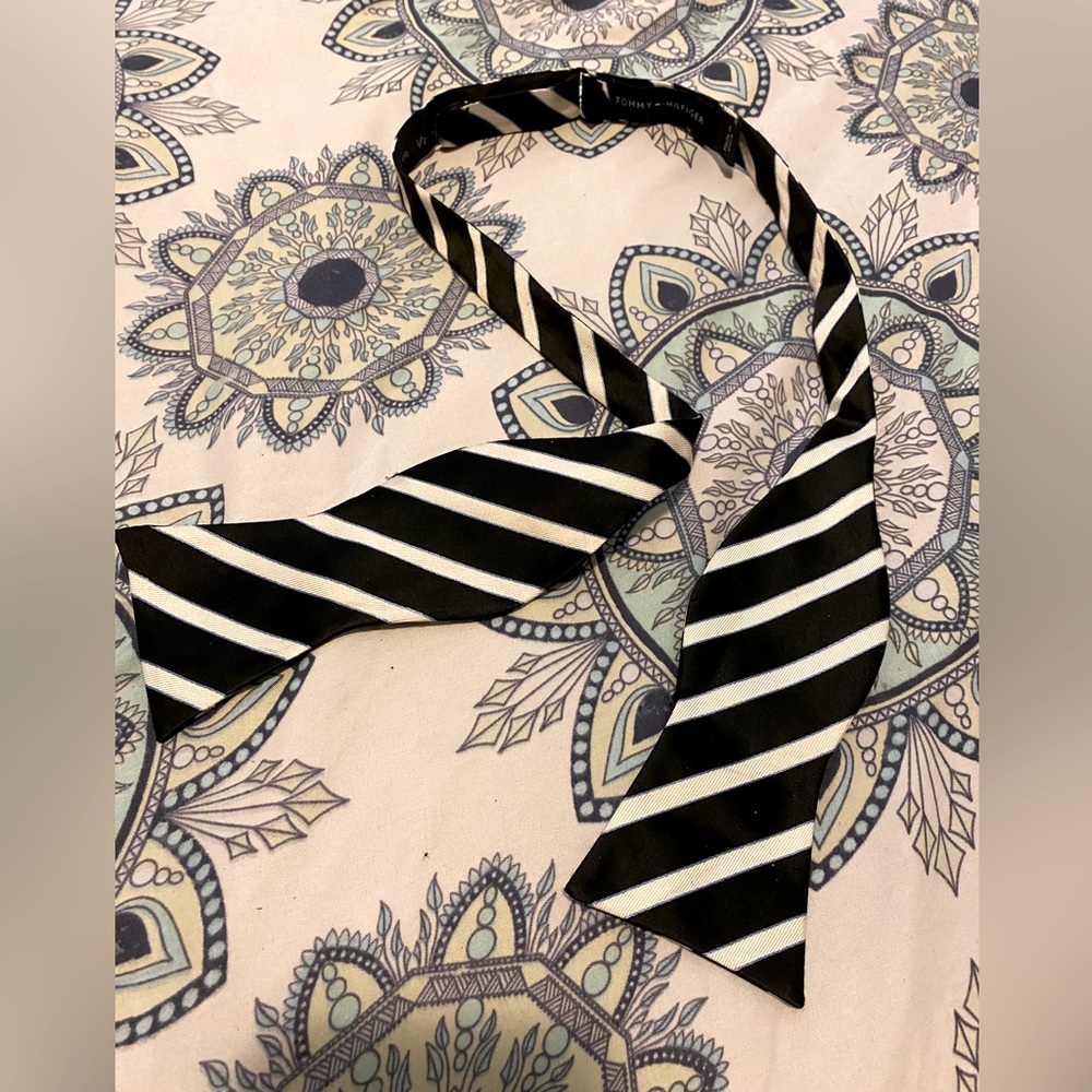 Vintage Tommy Hilfiger Silk Bow Tie Neckties